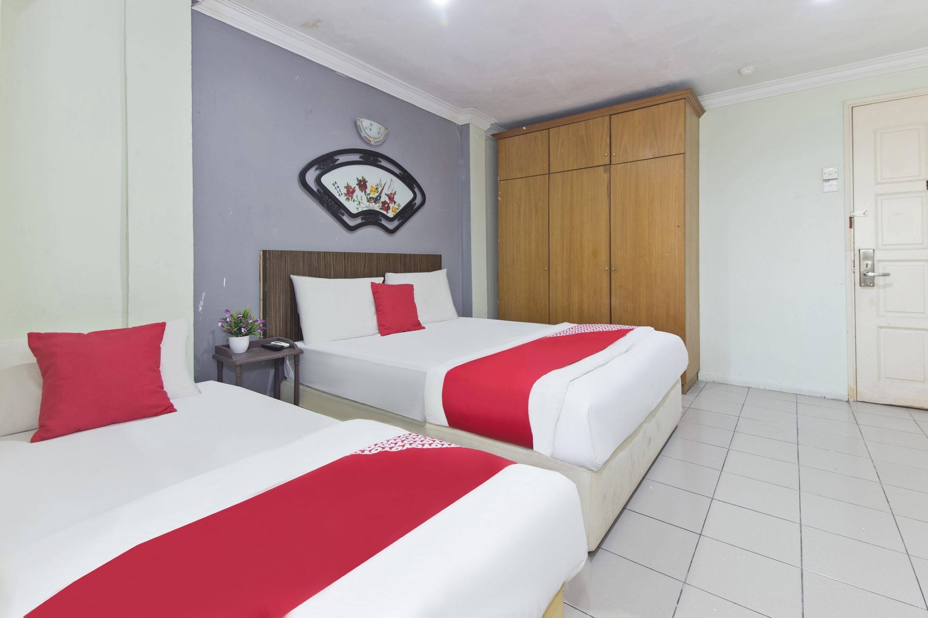 Oyo 329 Suntex Hotel 암팡 외부 사진