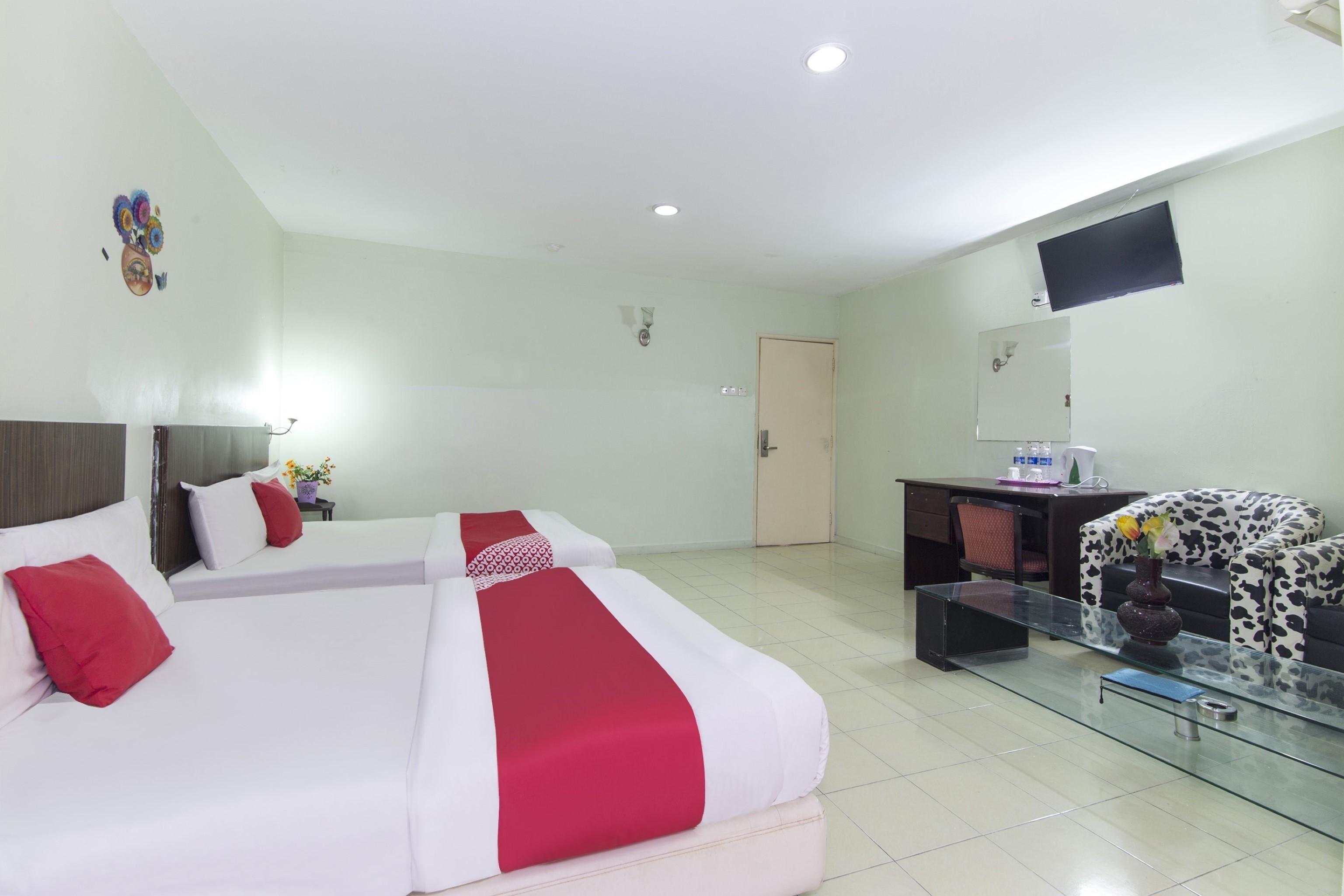 Oyo 329 Suntex Hotel 암팡 외부 사진