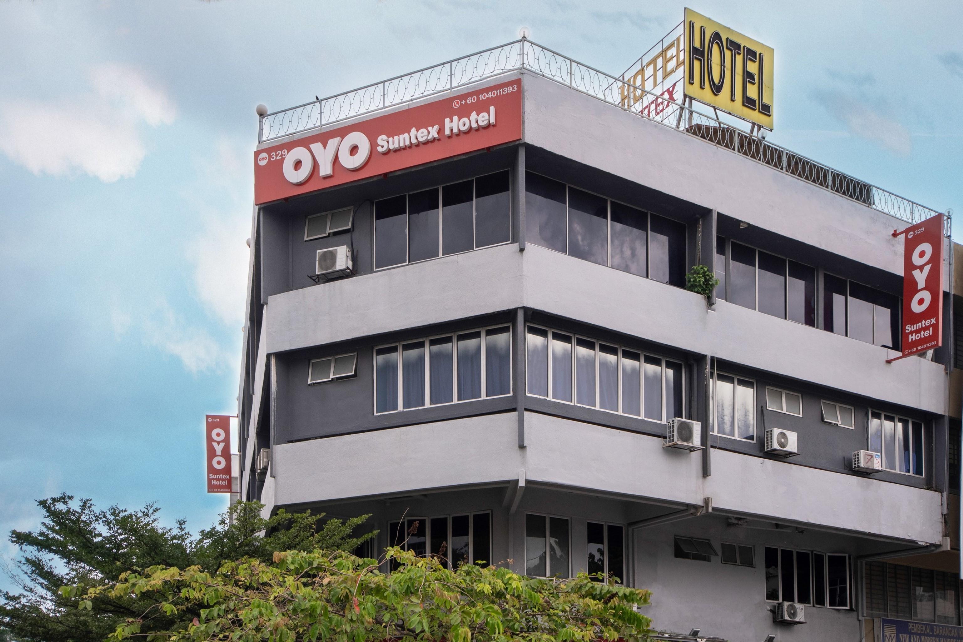Oyo 329 Suntex Hotel 암팡 외부 사진
