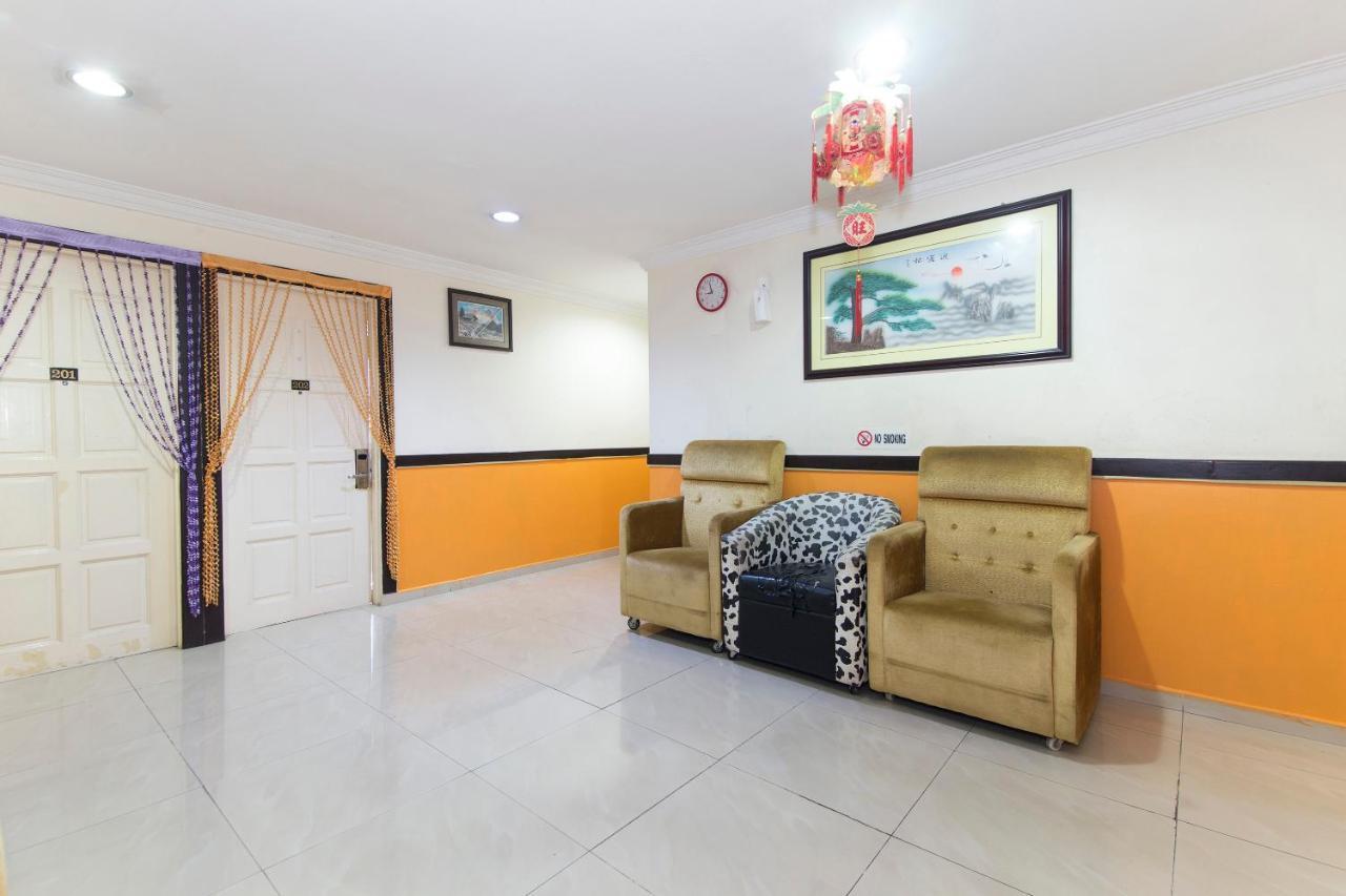 Oyo 329 Suntex Hotel 암팡 외부 사진