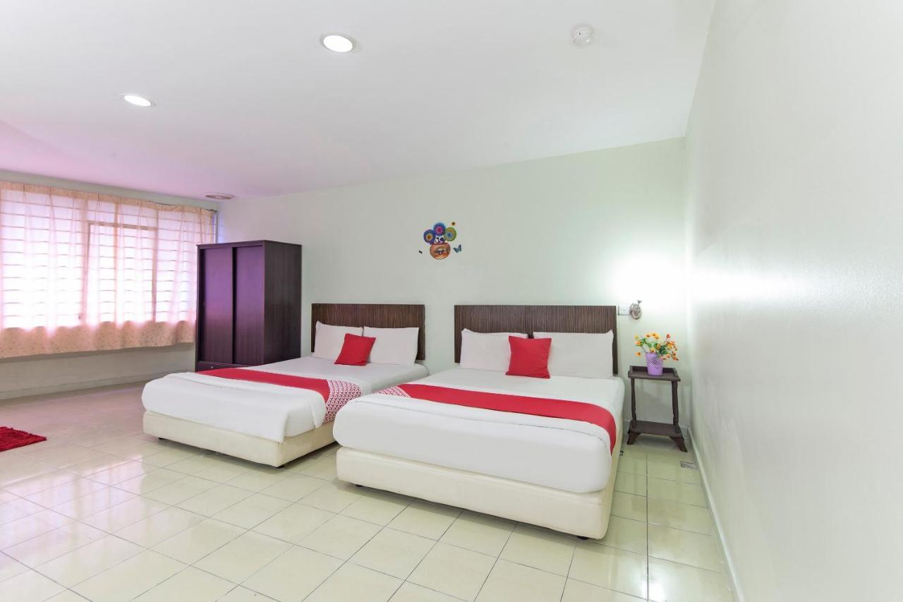 Oyo 329 Suntex Hotel 암팡 외부 사진